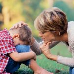 Как помочь ребенку преодолеть застенчивость?